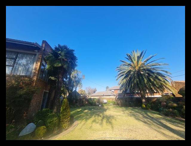 4 BEDROOM HOUSE FOR SALE IN SUNWARD PARK